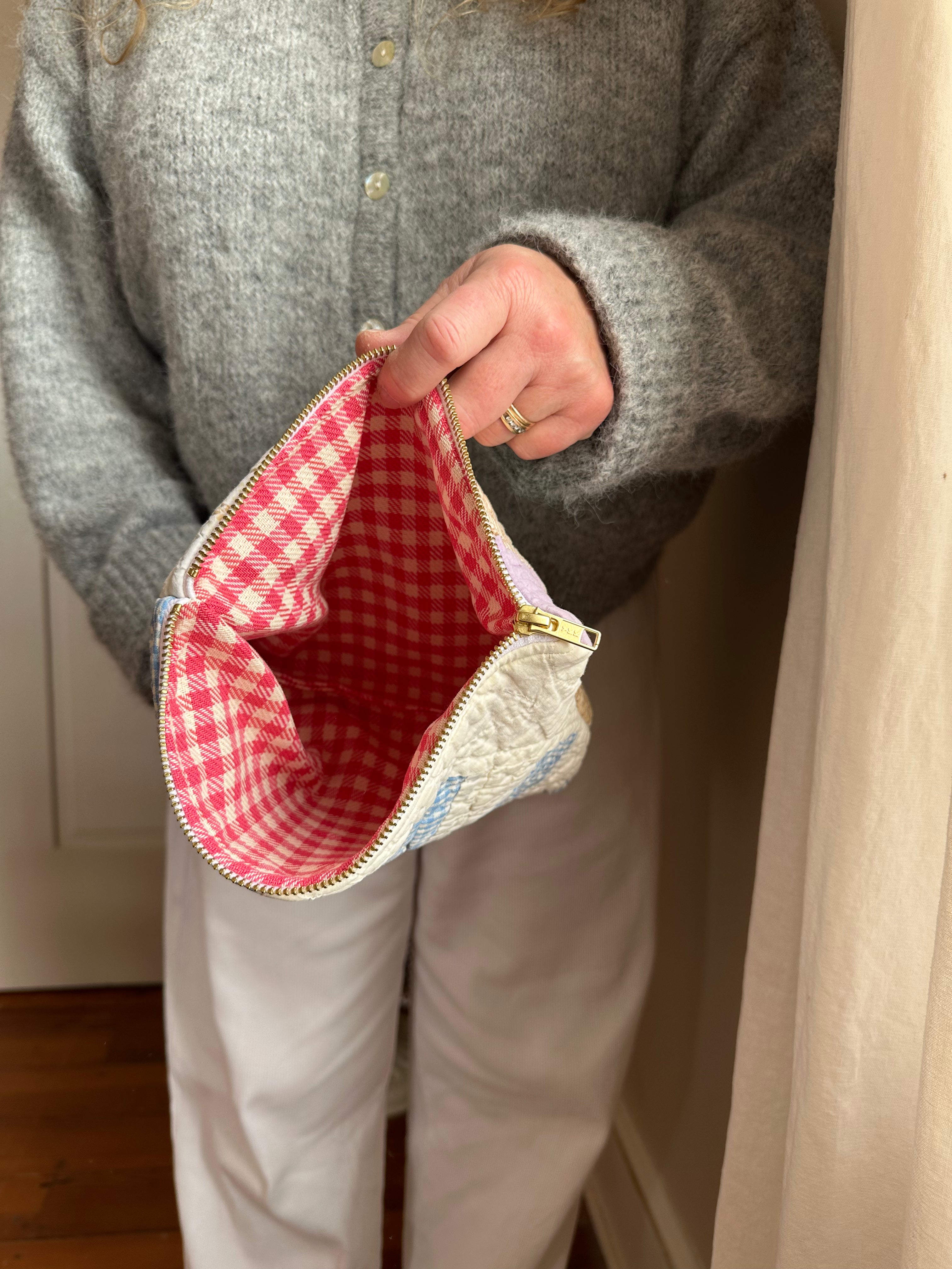 Wedding Ring Quilt Zipper Pouch