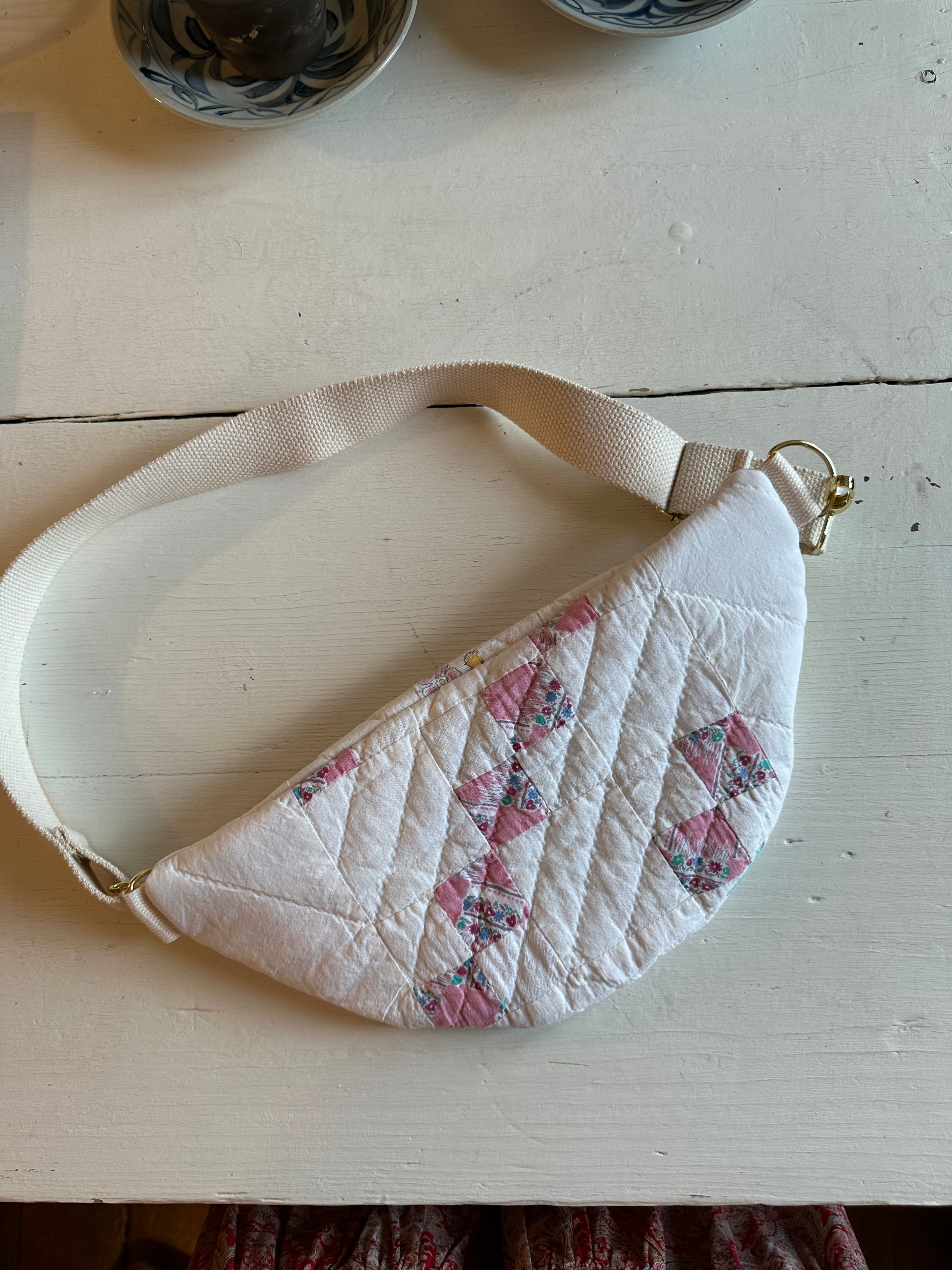 Vintage Quilt Fanny Pack (06)
