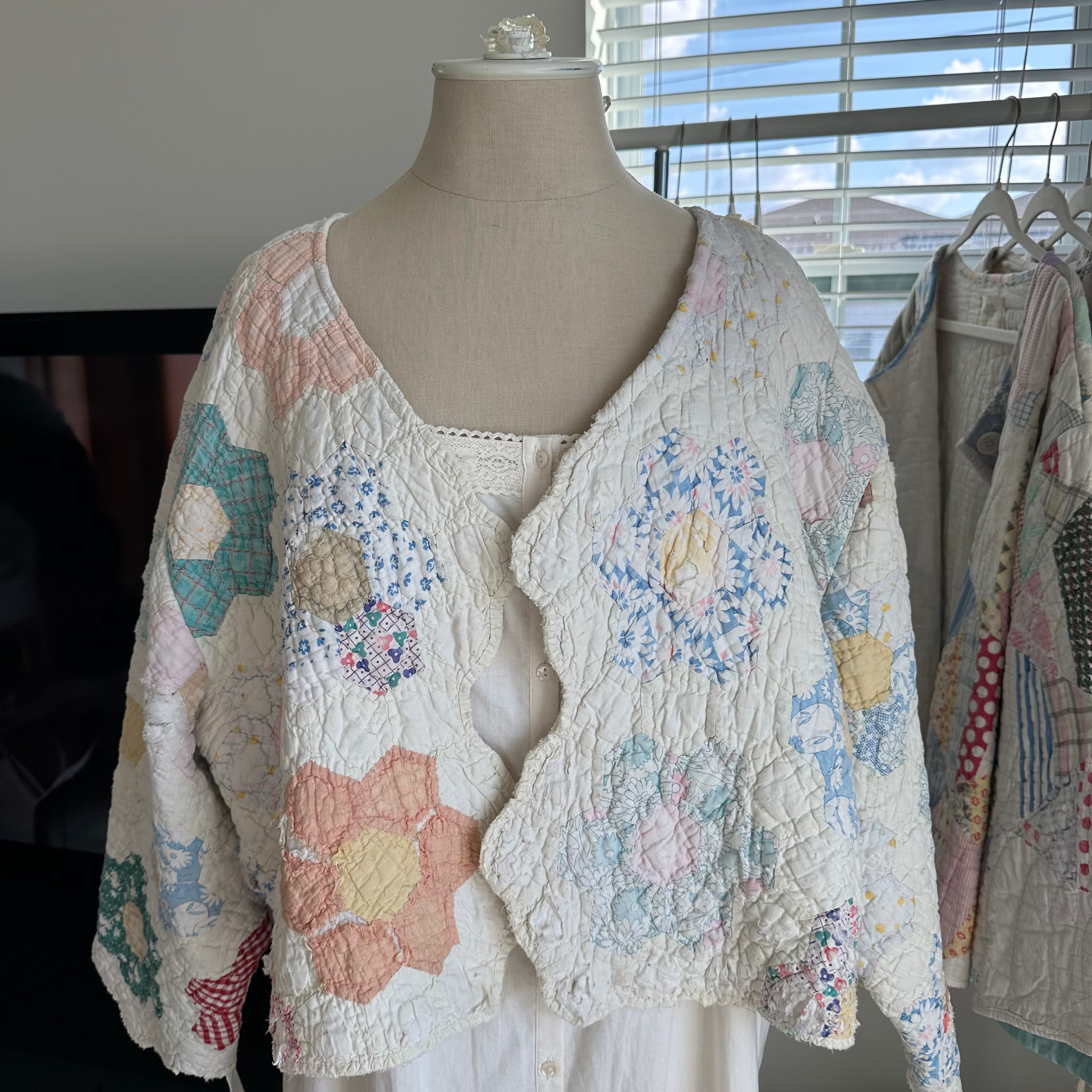 Hexie Flower Cropped Jacket