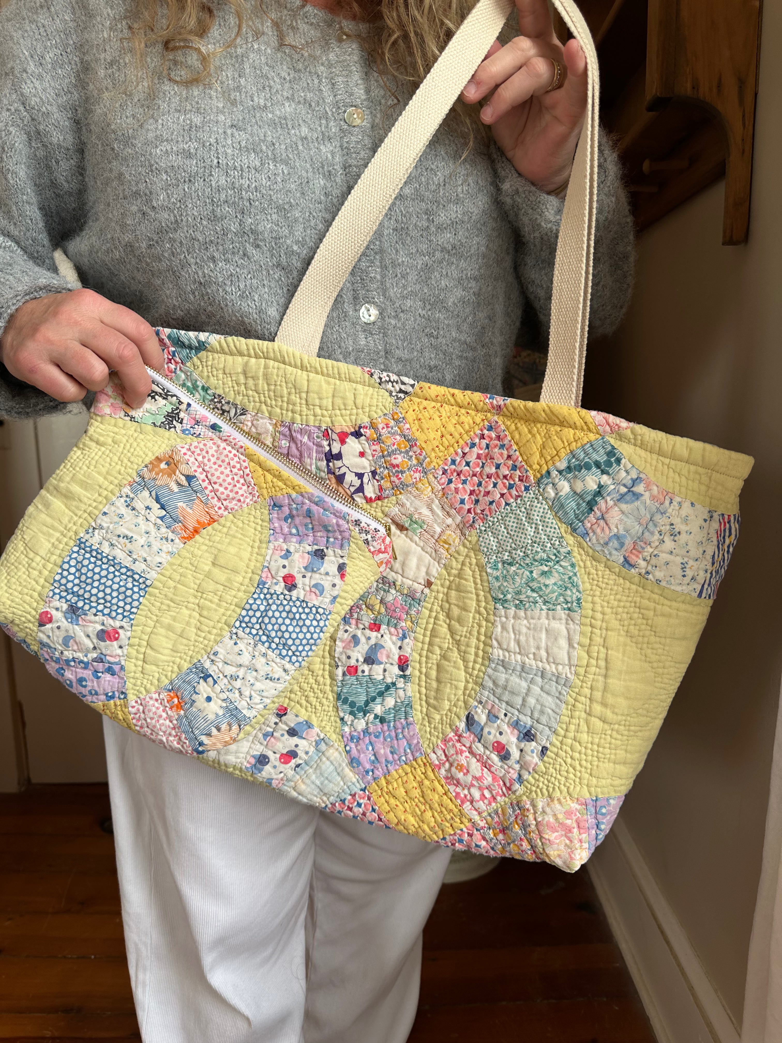 Yellow Wedding Ring Quilt Tote Bag & Pouch Set