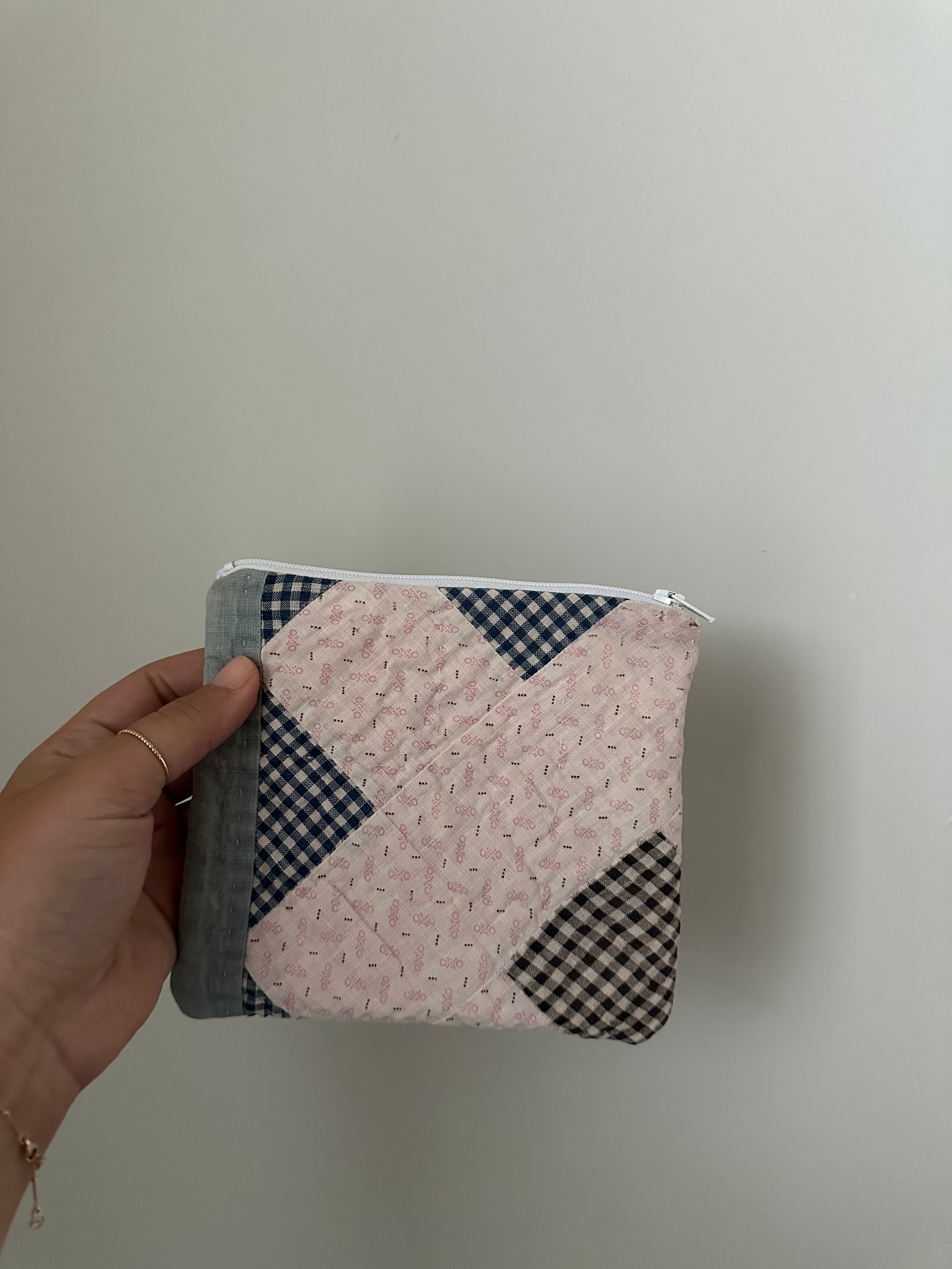 Mini Zipper Pouch (02)