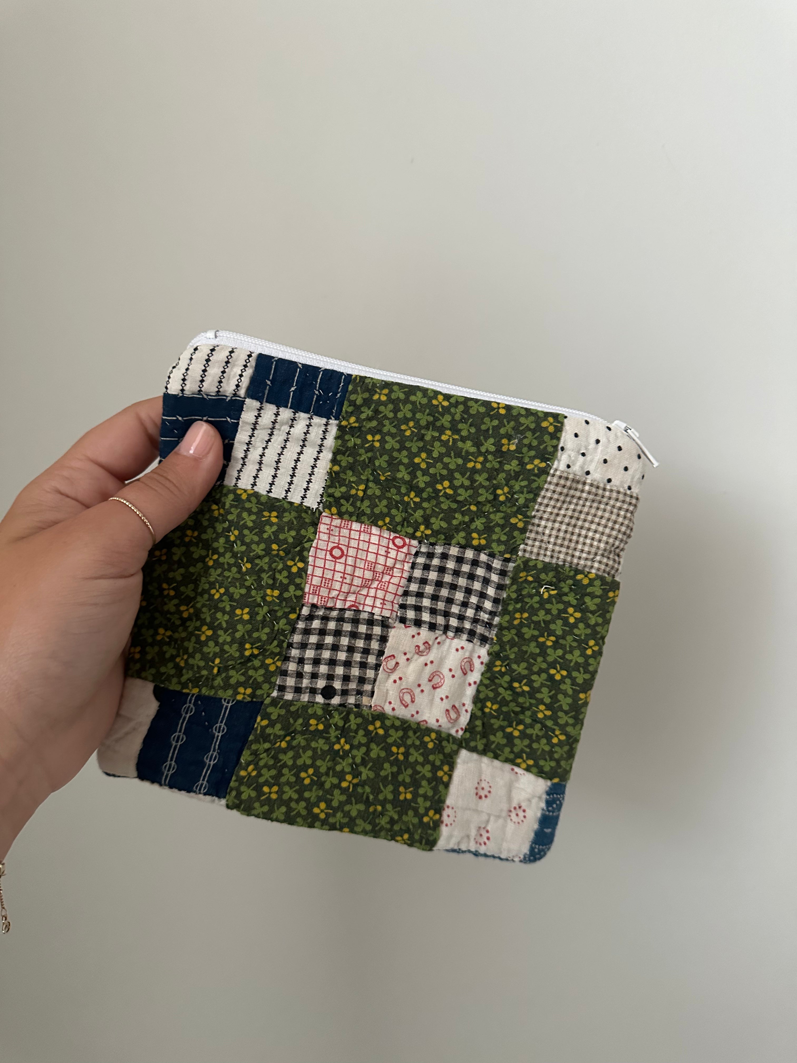 Mini Zipper Pouch (08)