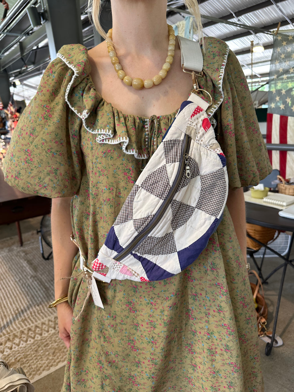 Vintage Quilt Fanny Pack (01)