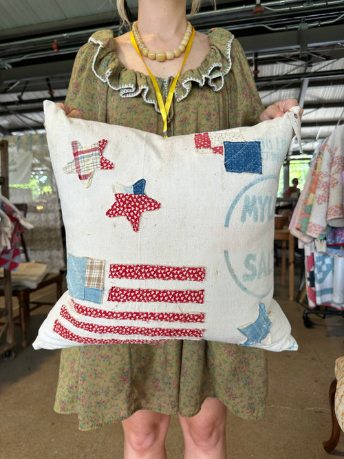Americana Patchwork Pillow (02)